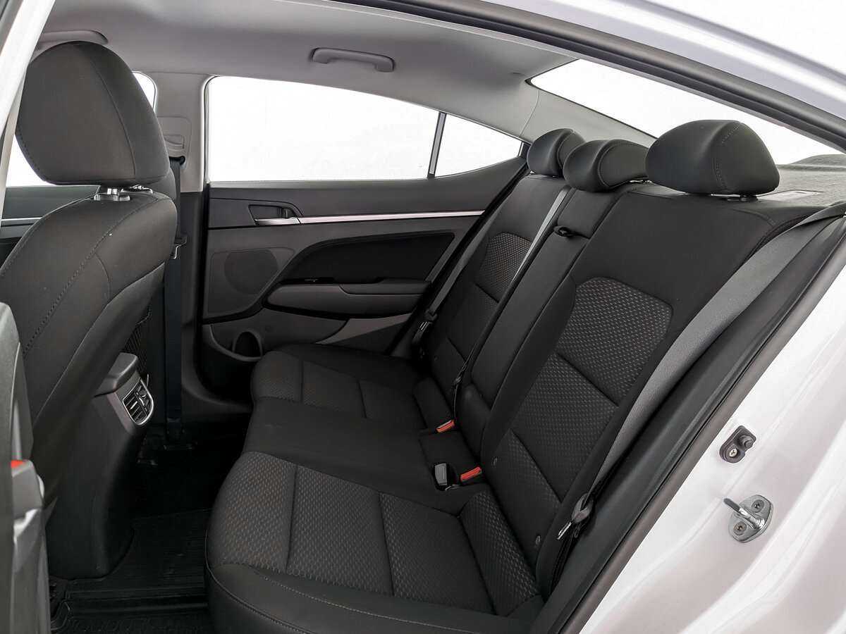 Купить Hyundai Elantra, 2020, 47 943 км, фото №10