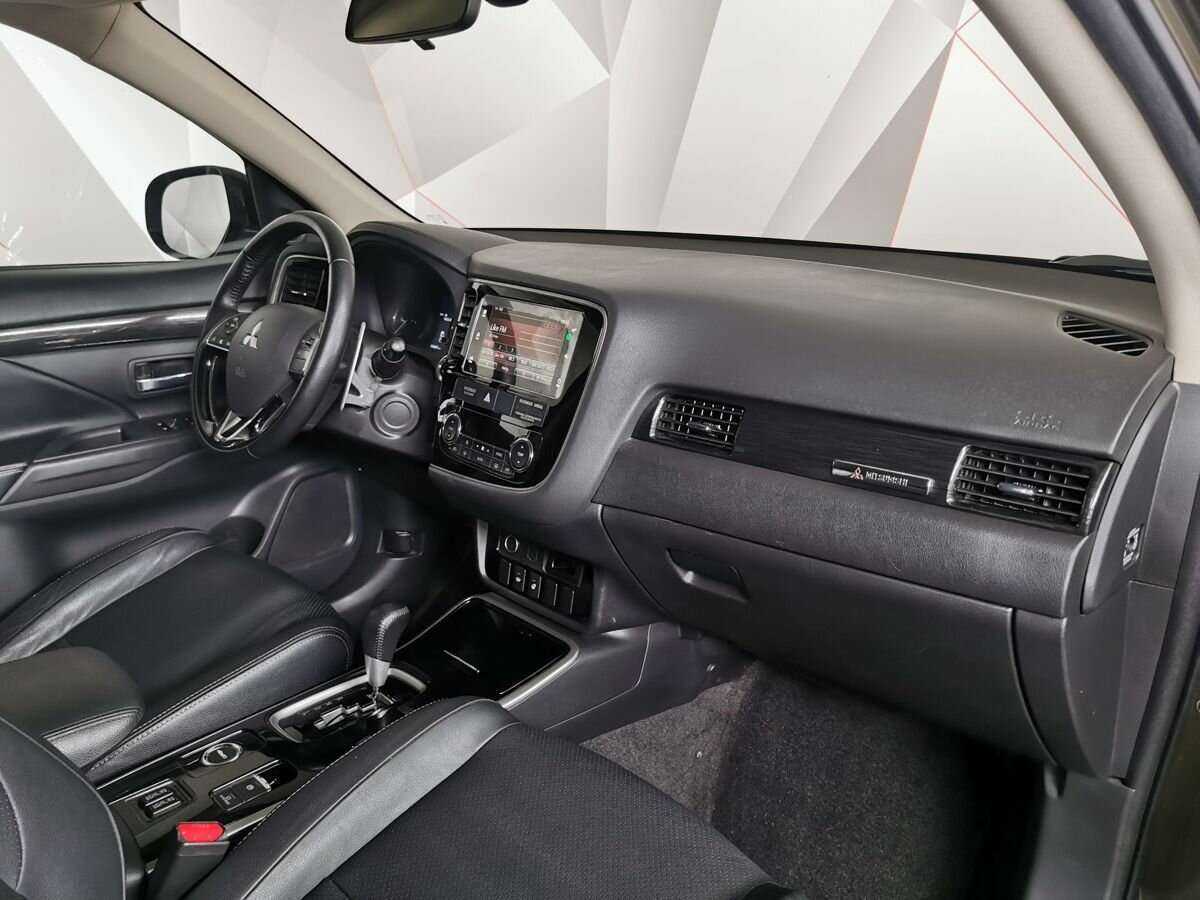 Купить Mitsubishi Outlander, 2018, 174 047 км, фото №9