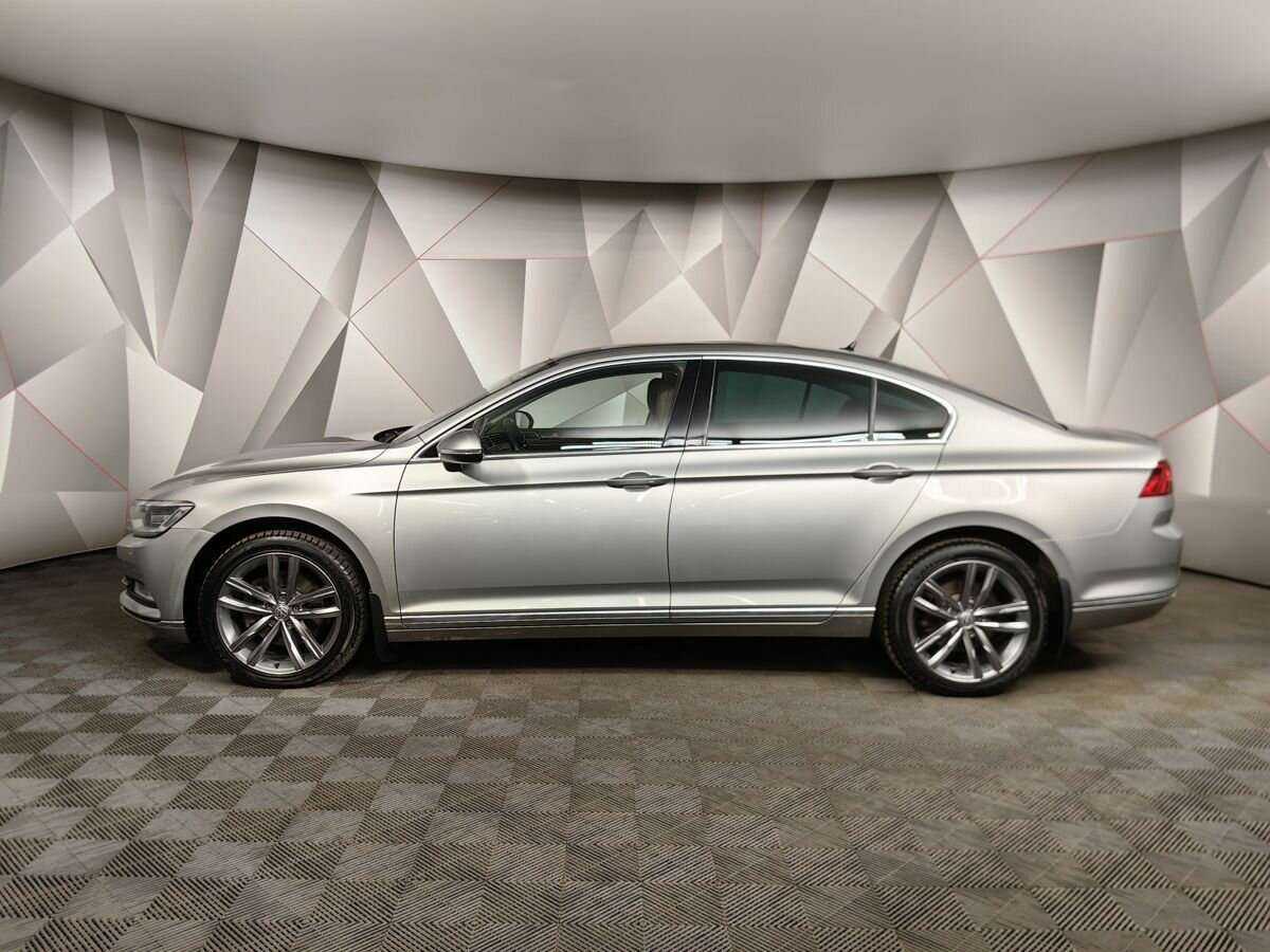 Купить Volkswagen Passat, 2017, 99 391 км, фото №5