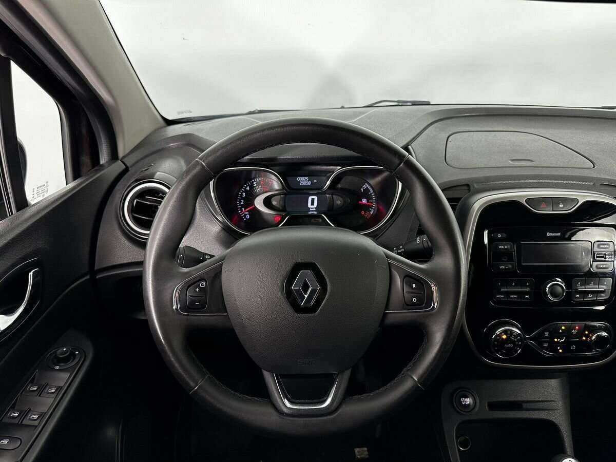 Купить Renault Kaptur, 2017, 130 824 км, фото №10
