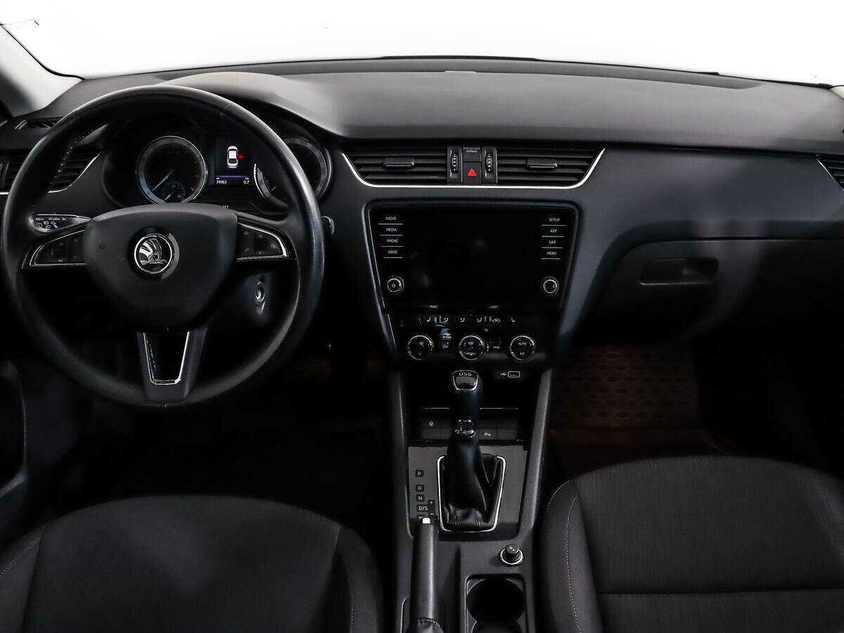 Купить Skoda Octavia, 2018, 74 962 км, фото №12