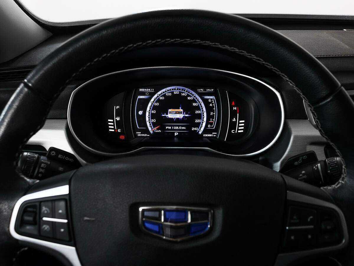 Купить Geely Atlas, 2018, 30 880 км, фото №16