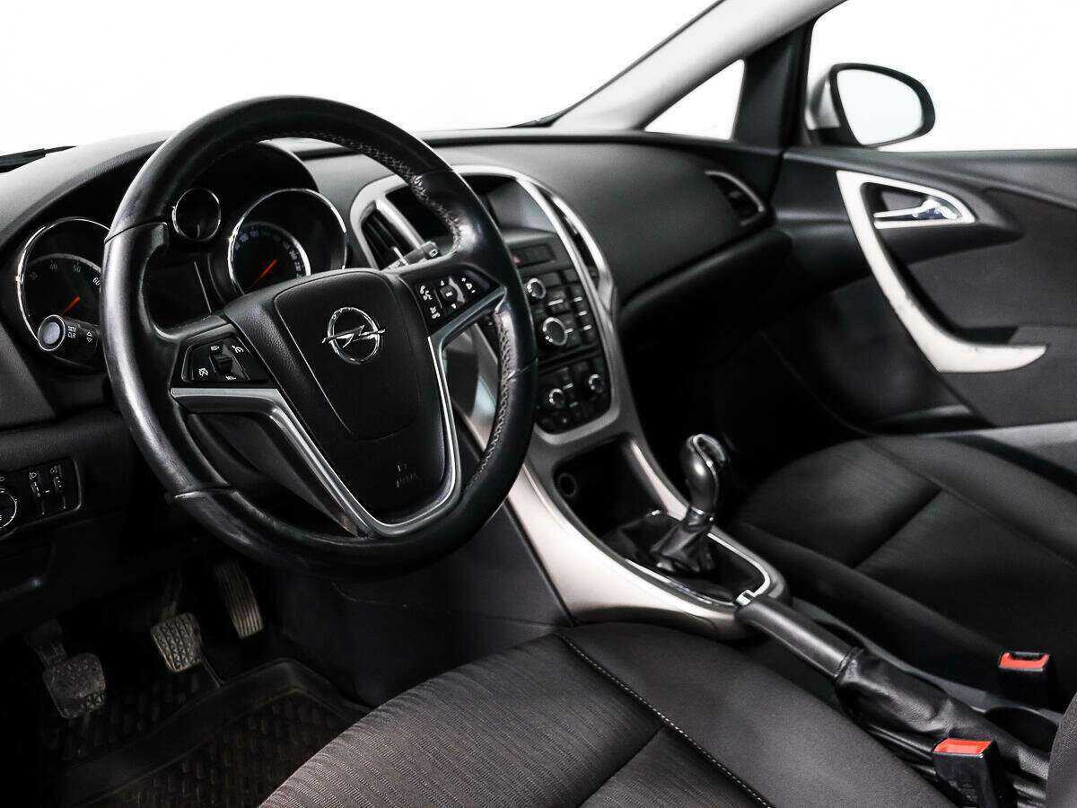 Купить Opel Astra, 2012, 122 397 км, фото №9