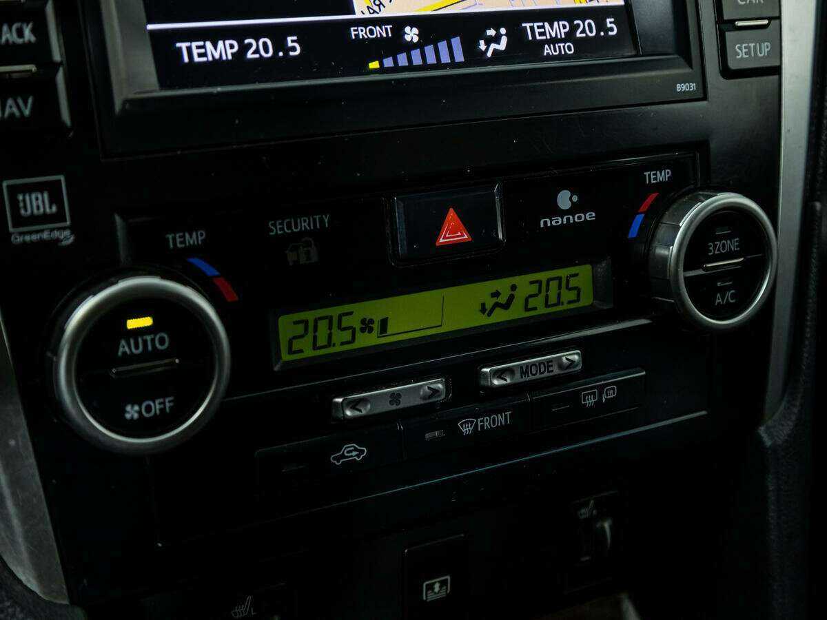 Купить Toyota Camry, 2013, 240 160 км, фото №16