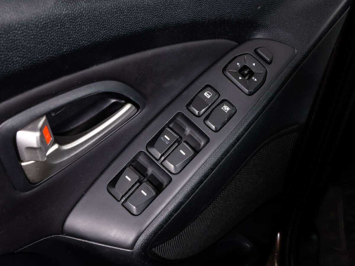 Купить Hyundai ix35, 2012, 146 422 км, фото №11