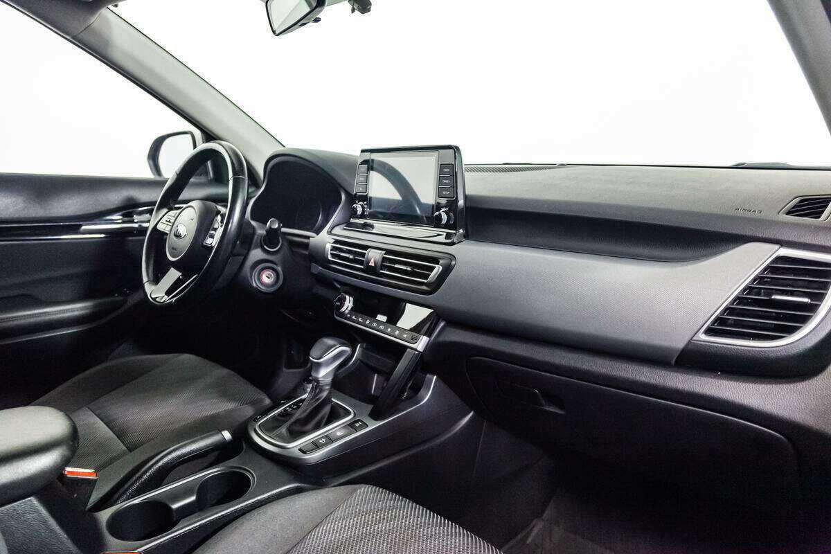 Купить Kia Seltos, 2020, 73 331 км, фото №9