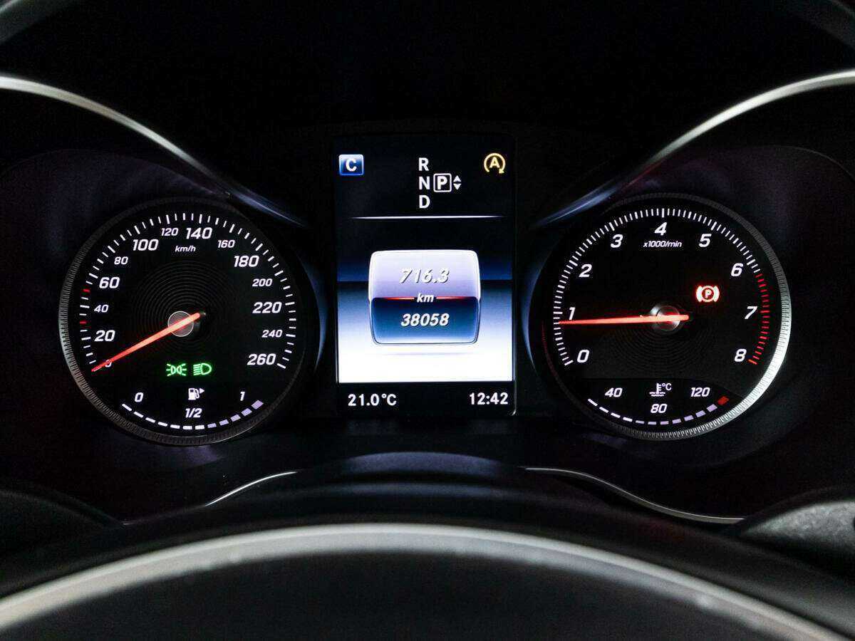 Купить Mercedes-Benz C-Класс 180, 2015, 38 017 км, фото №12