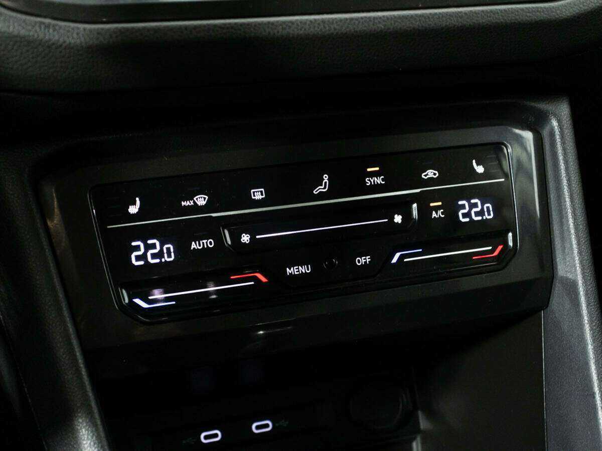 Купить Volkswagen Tiguan, 2021, 83 175 км, фото №16