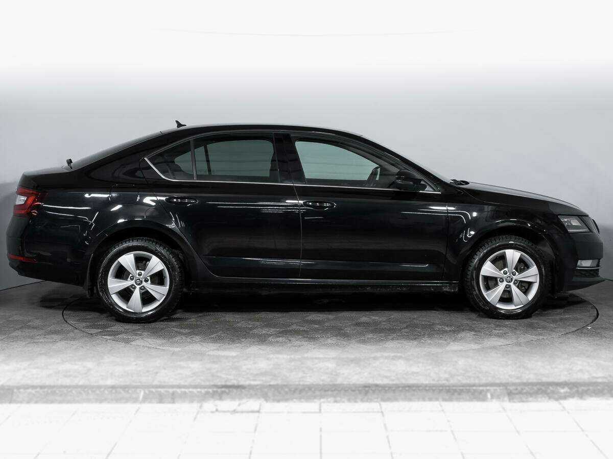 Купить Skoda Octavia, 2018, 141 210 км, фото №4