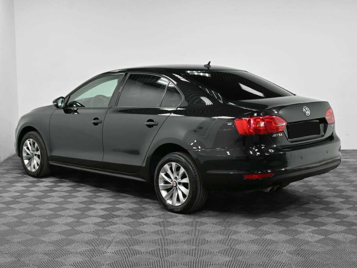 Купить Volkswagen Jetta, 2012, 139 000 км, фото №4