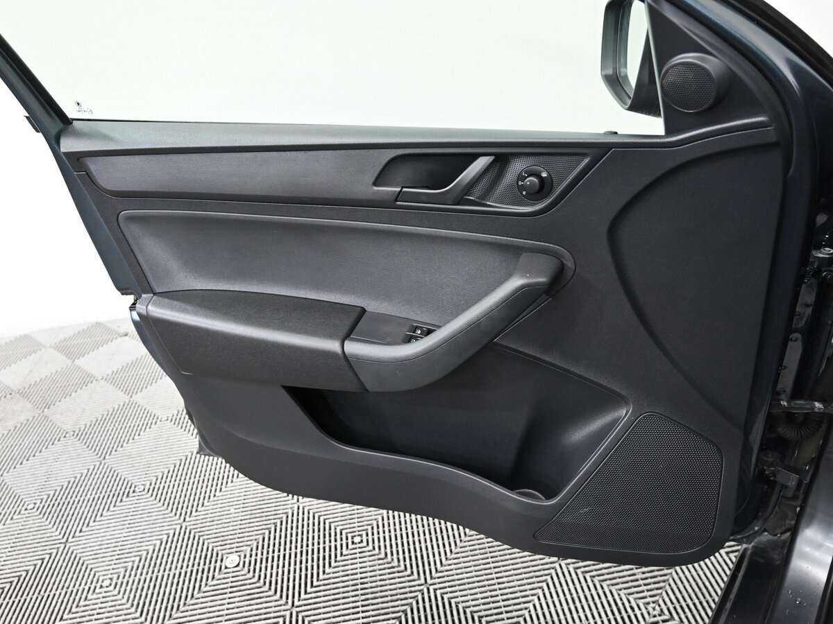 Купить Skoda Rapid, 2016, 124 000 км, фото №9