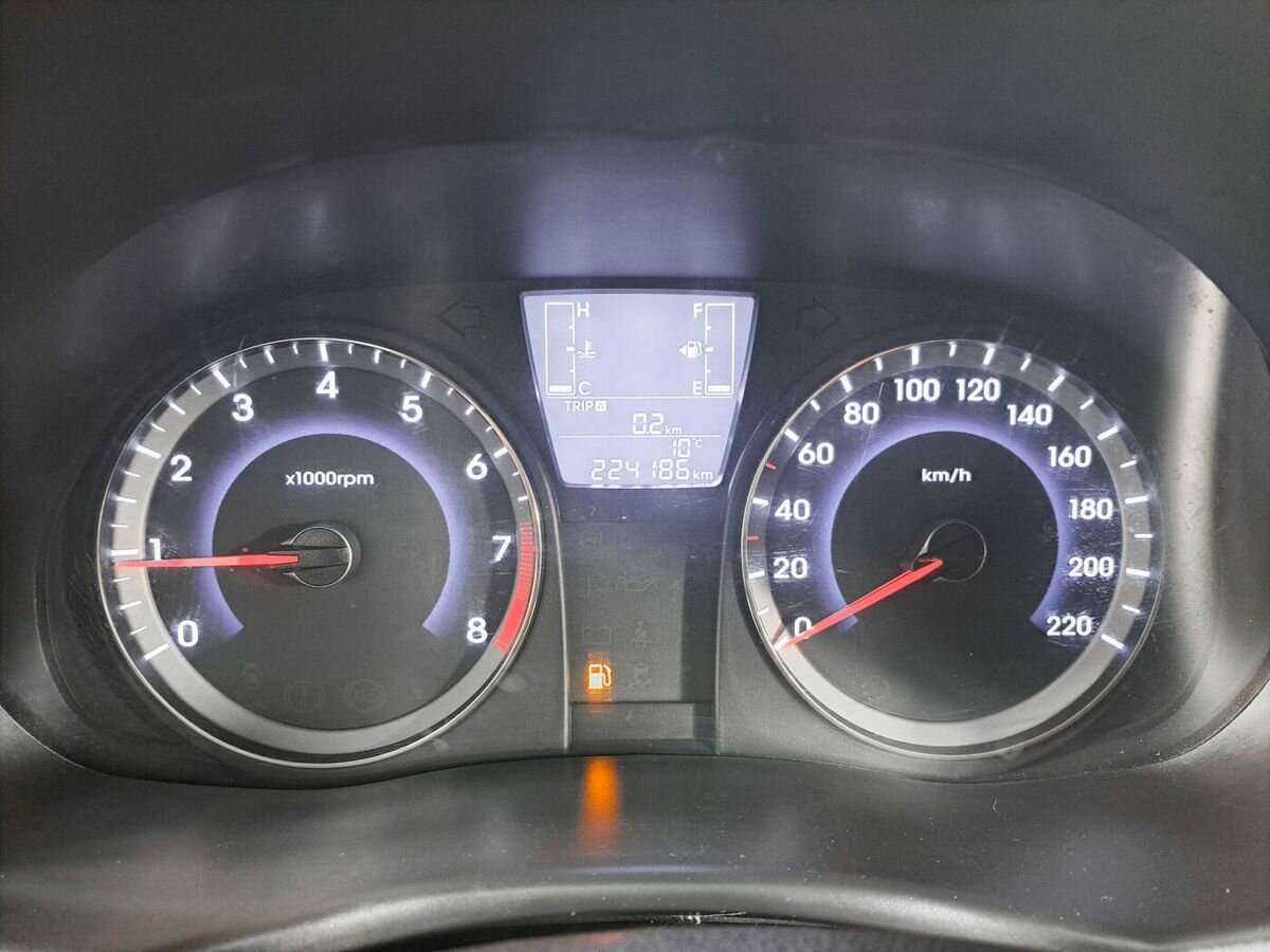 Купить Hyundai Solaris, 2014, 224 172 км, фото №10