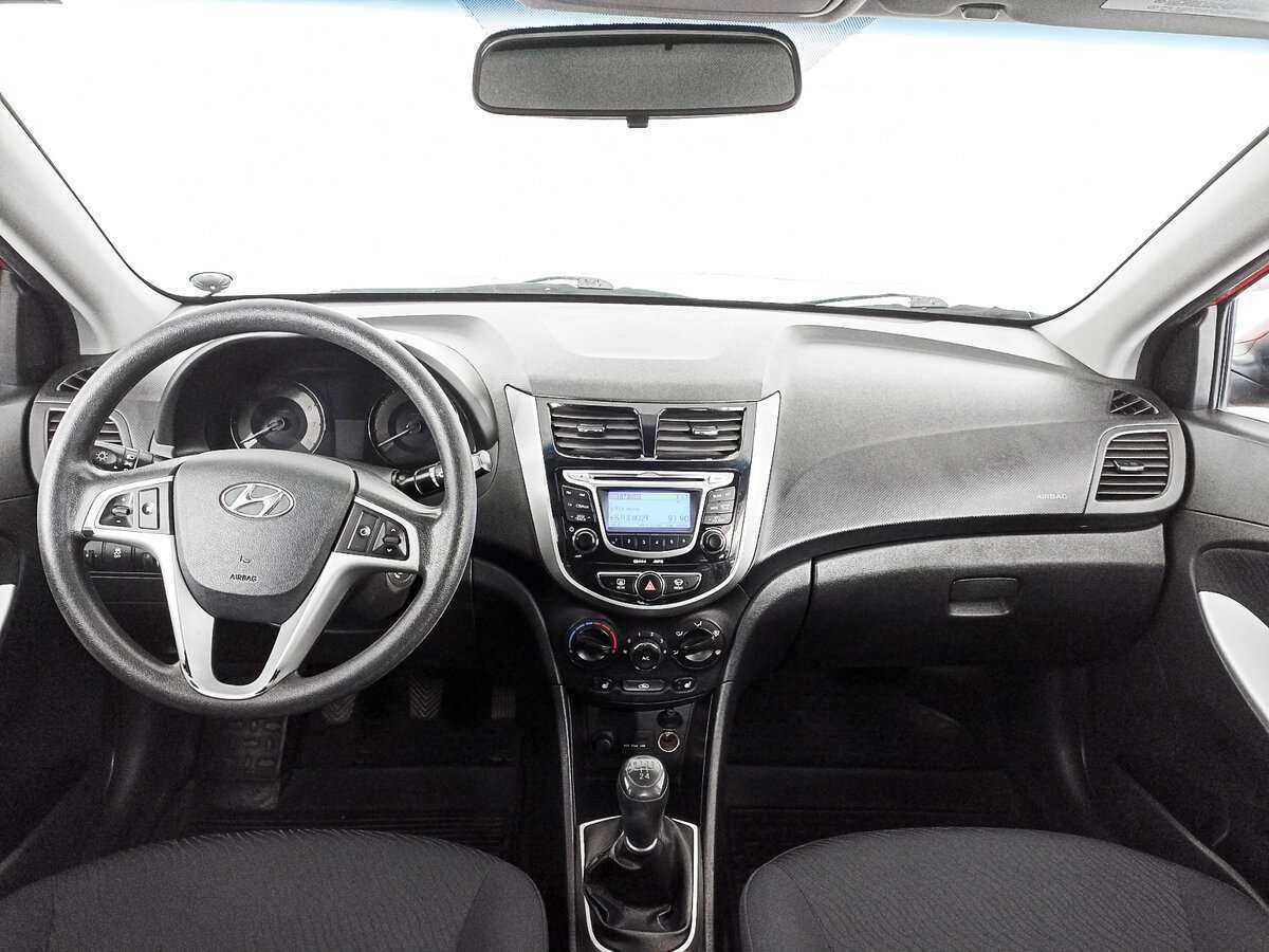 Купить Hyundai Solaris, 2012, 225 794 км, фото №10