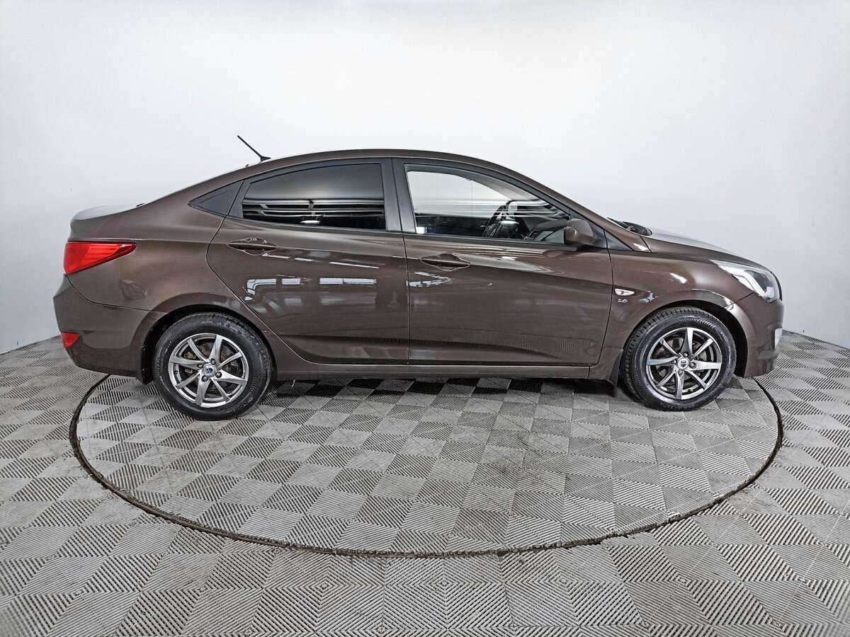 Купить Hyundai Solaris, 2015, 129 004 км, фото №4
