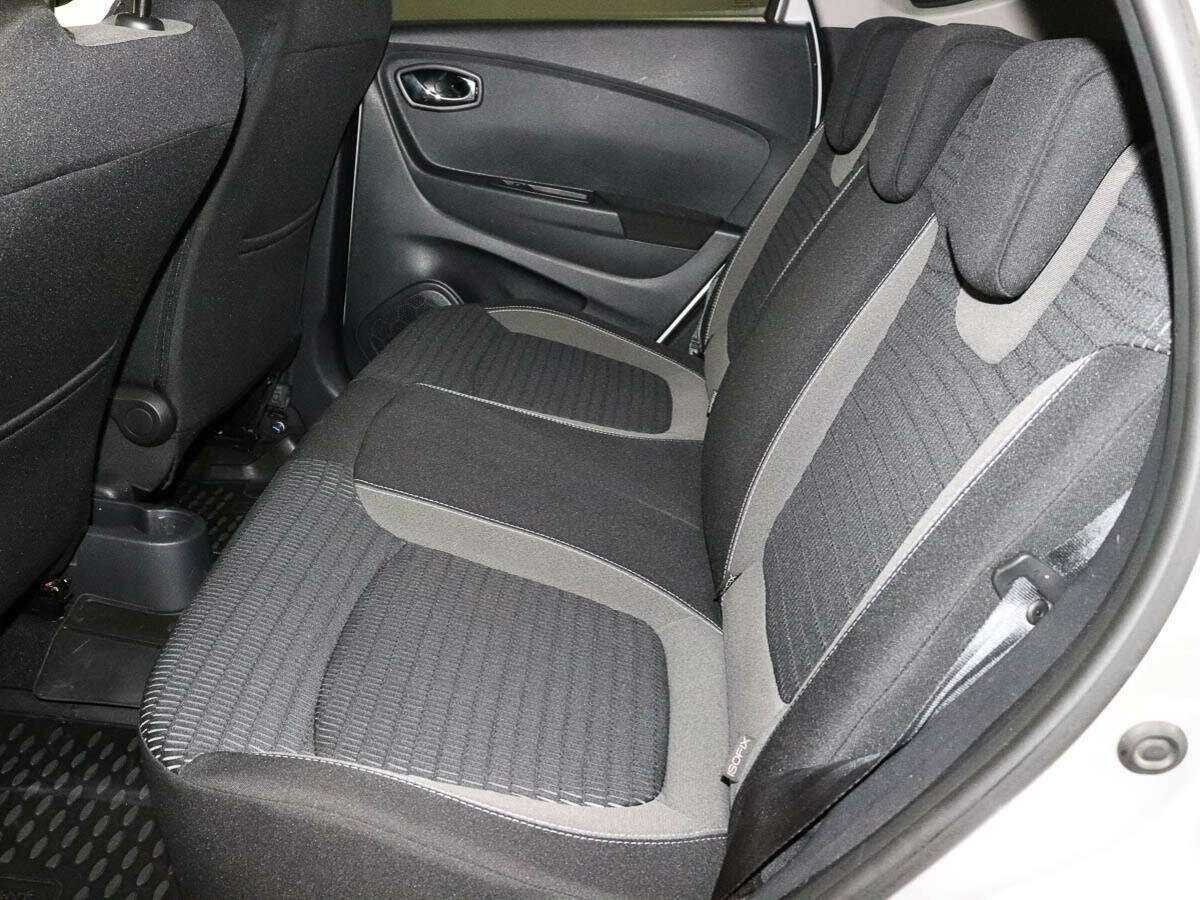 Купить Renault Kaptur, 2017, 97 839 км, фото №9