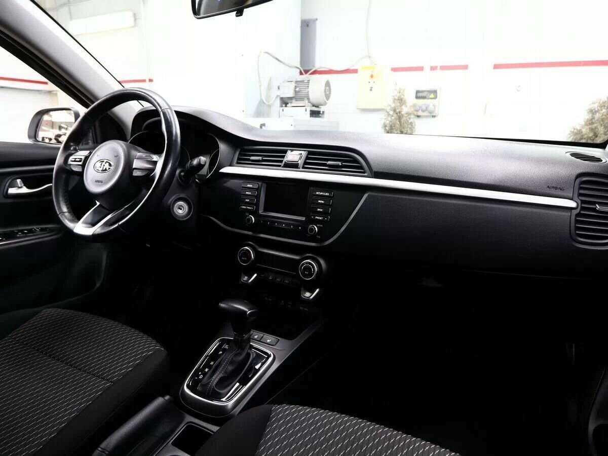 Купить Kia Rio X-Line, 2018, 47 000 км, фото №9