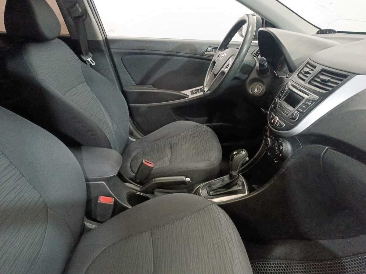 Купить Hyundai Solaris, 2016, 167 700 км, фото №10