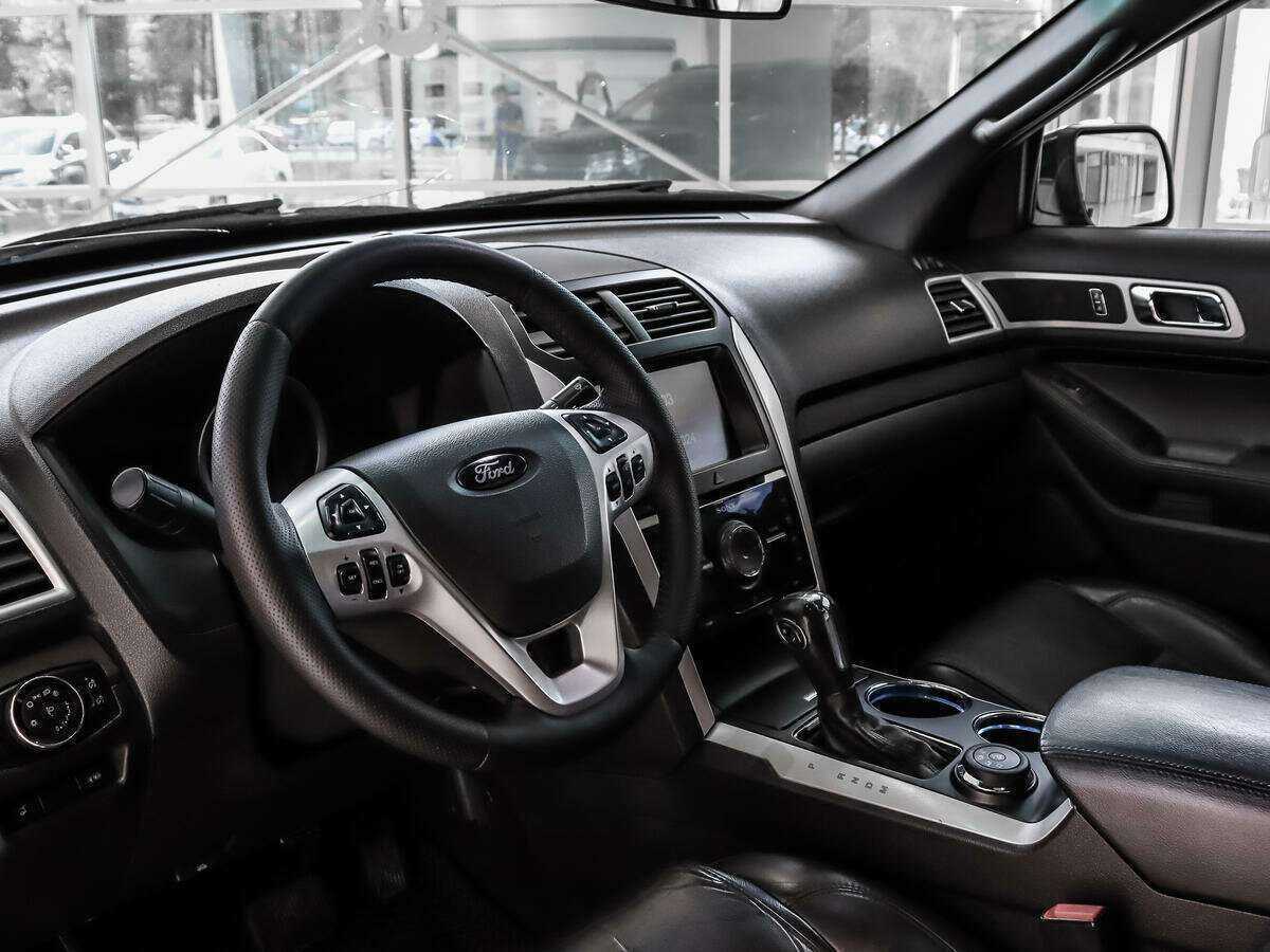Купить Ford Explorer, 2014, 170 931 км, фото №9