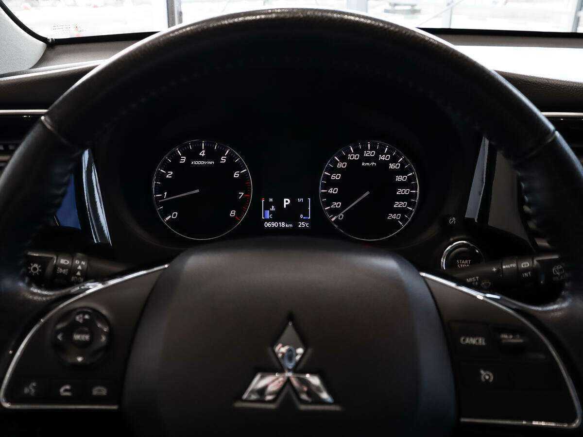 Купить Mitsubishi Outlander, 2019, 69 017 км, фото №18