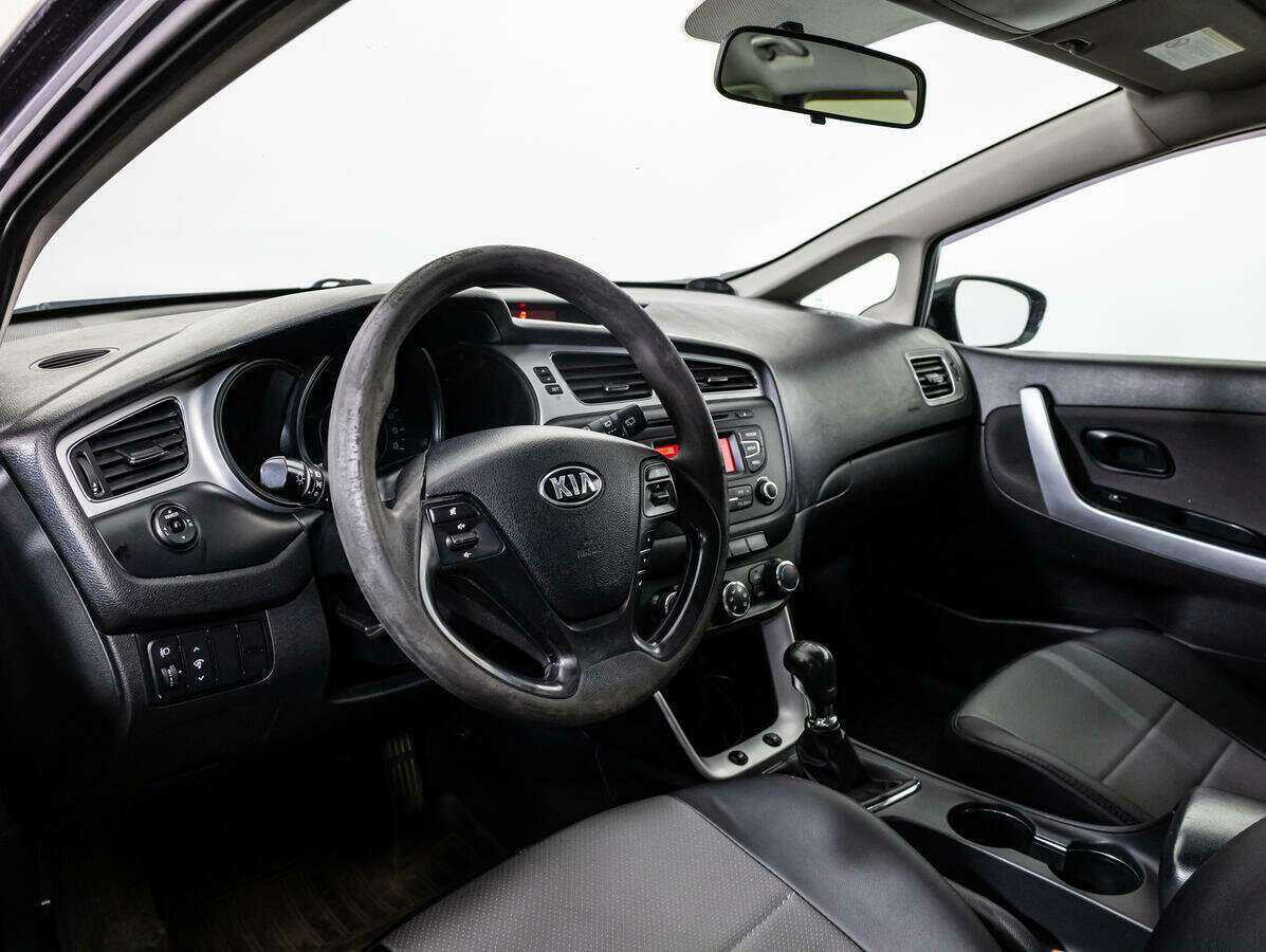 Купить Kia Ceed, 2013, 183 254 км, фото №9