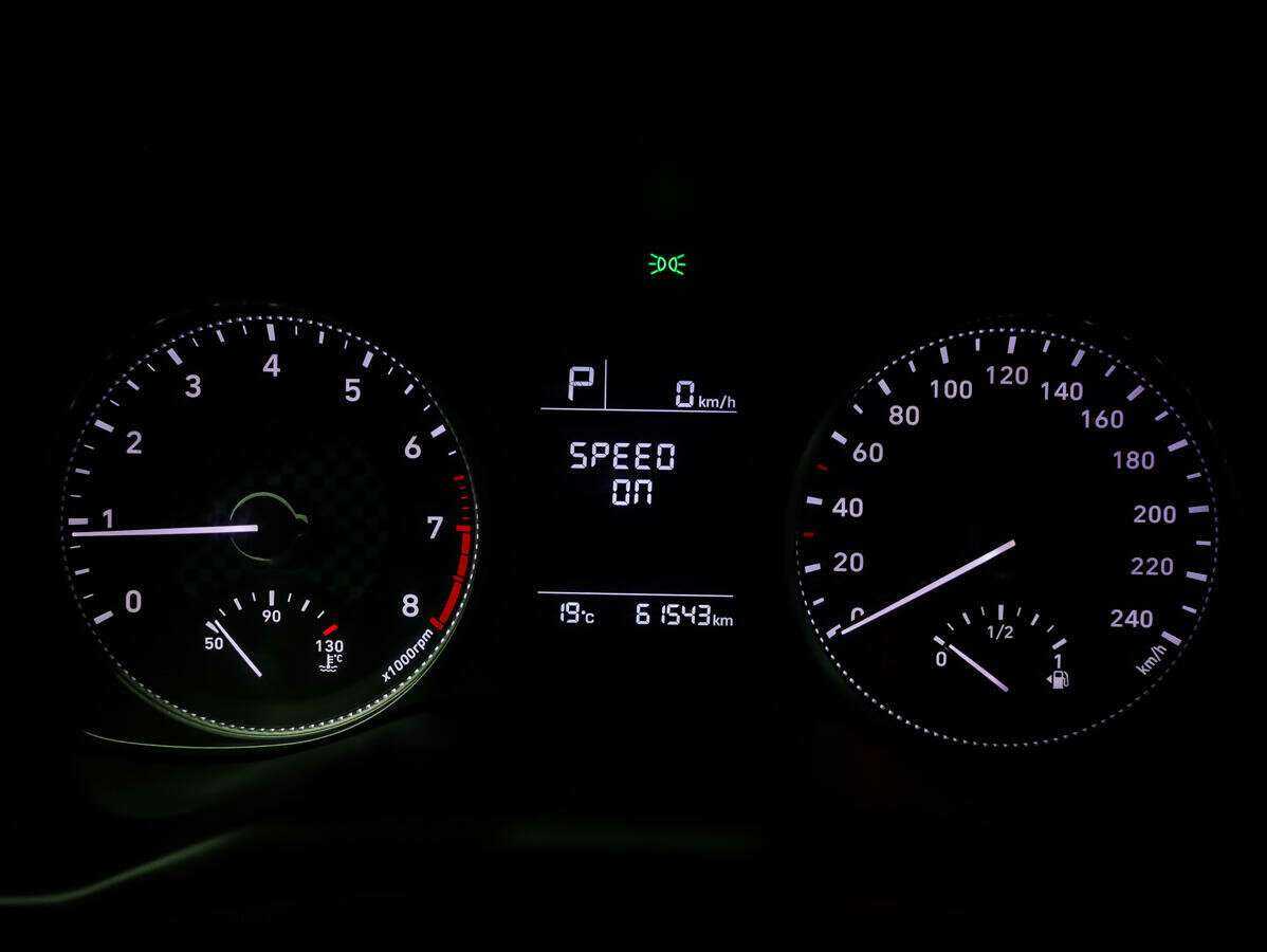 Купить Hyundai Elantra, 2019, 61 543 км, фото №16