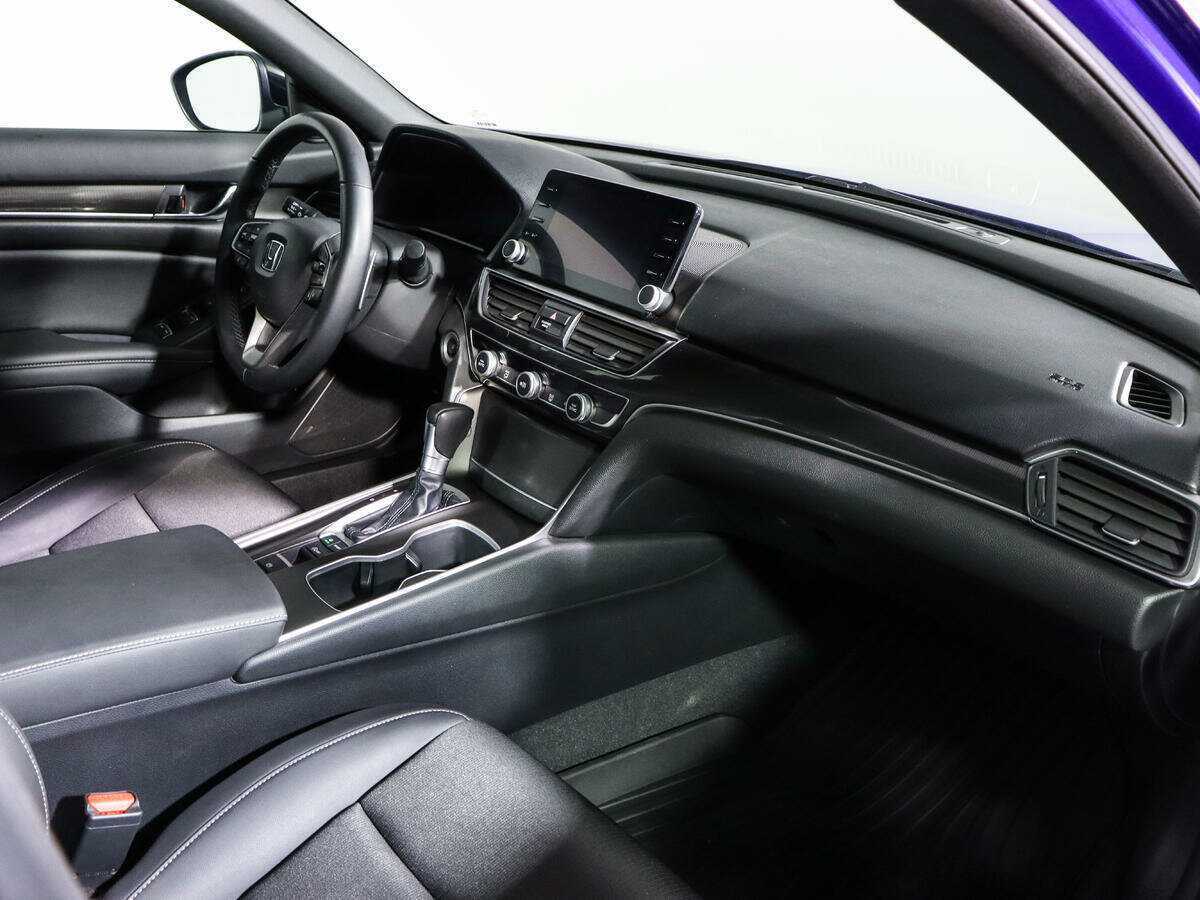 Купить Honda Accord, 2022, 10 620 км, фото №6