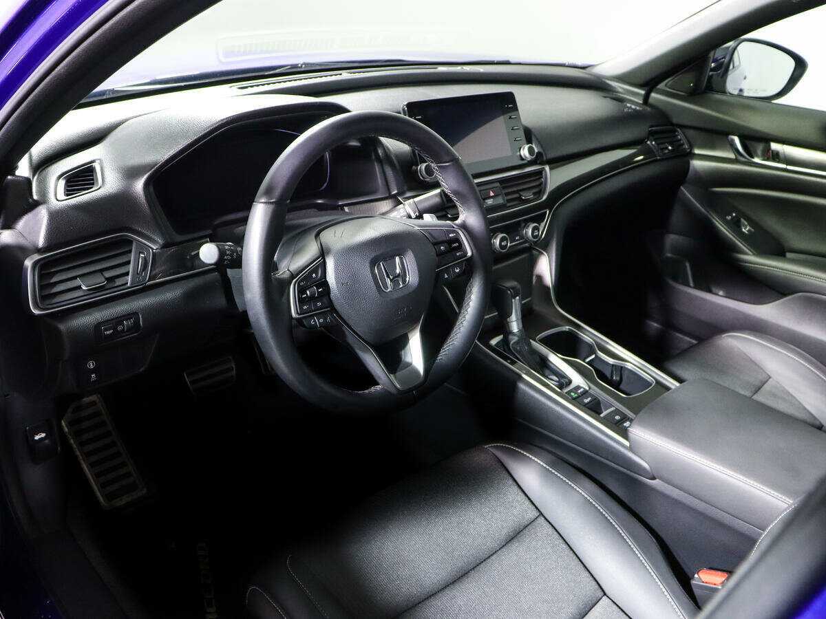 Купить Honda Accord, 2022, 10 620 км, фото №11