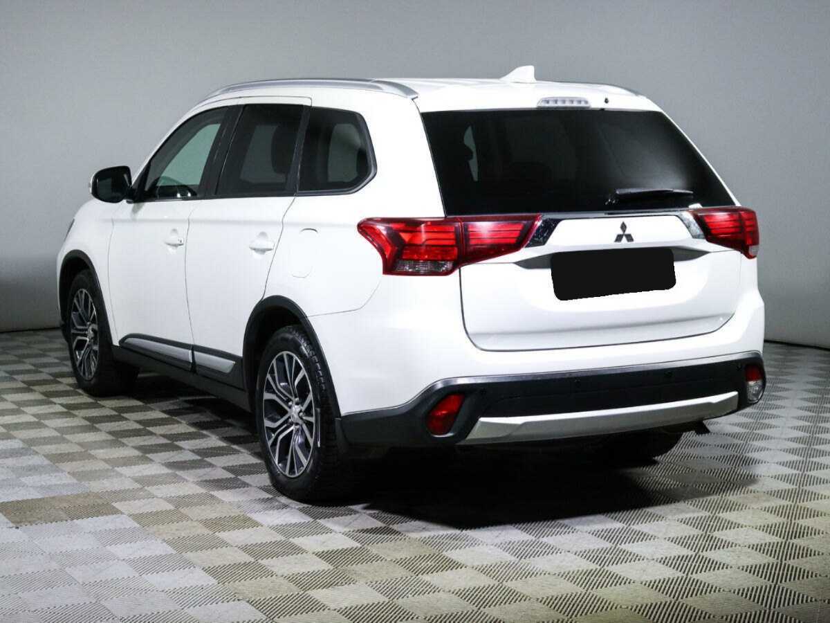 Купить Mitsubishi Outlander, 2018, 197 000 км, фото №6