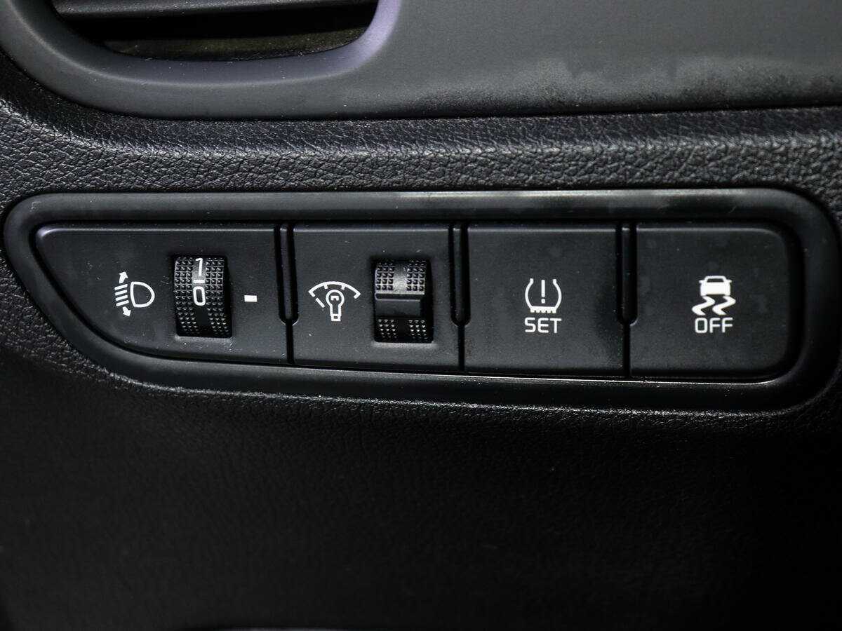 Купить Kia Rio X-Line, 2020, 38 086 км, фото №18