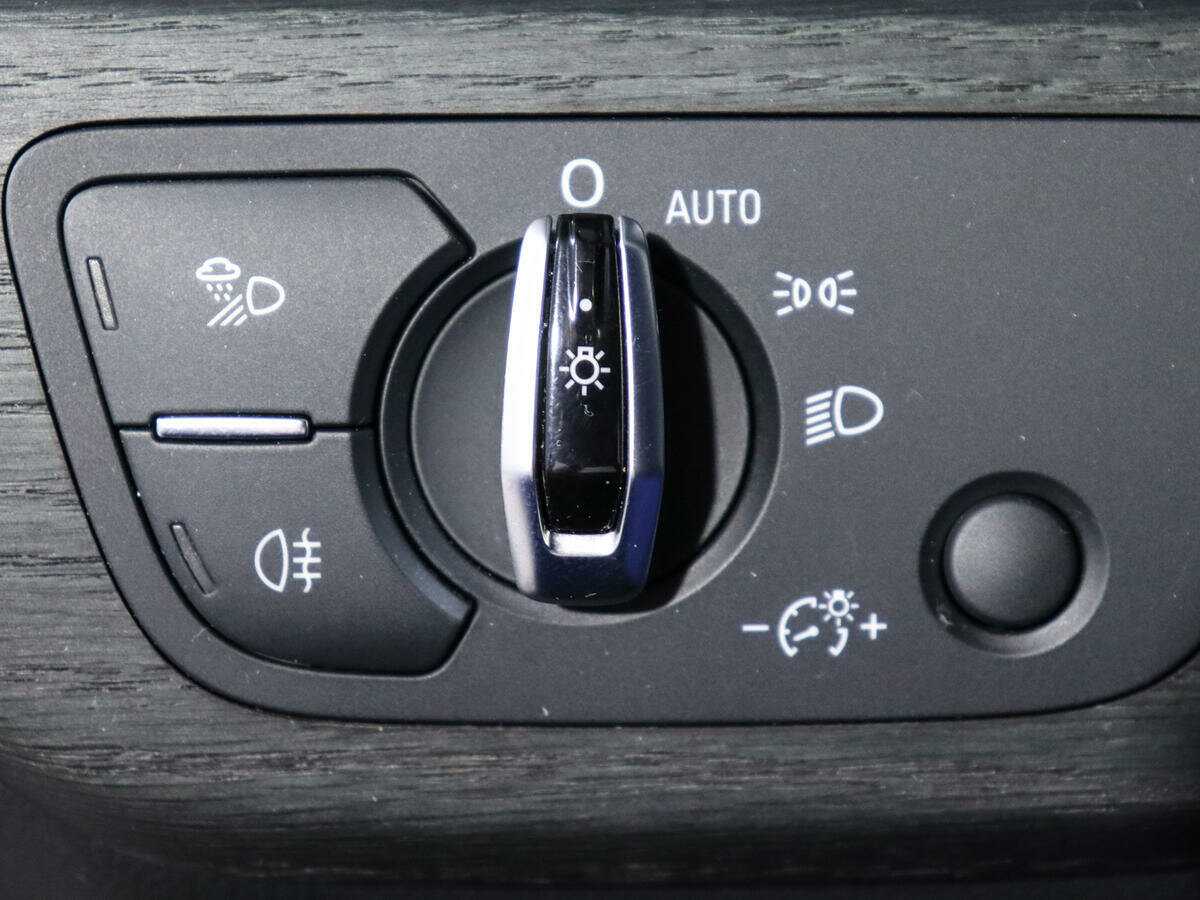 Купить Audi A4, 2017, 148 448 км, фото №16