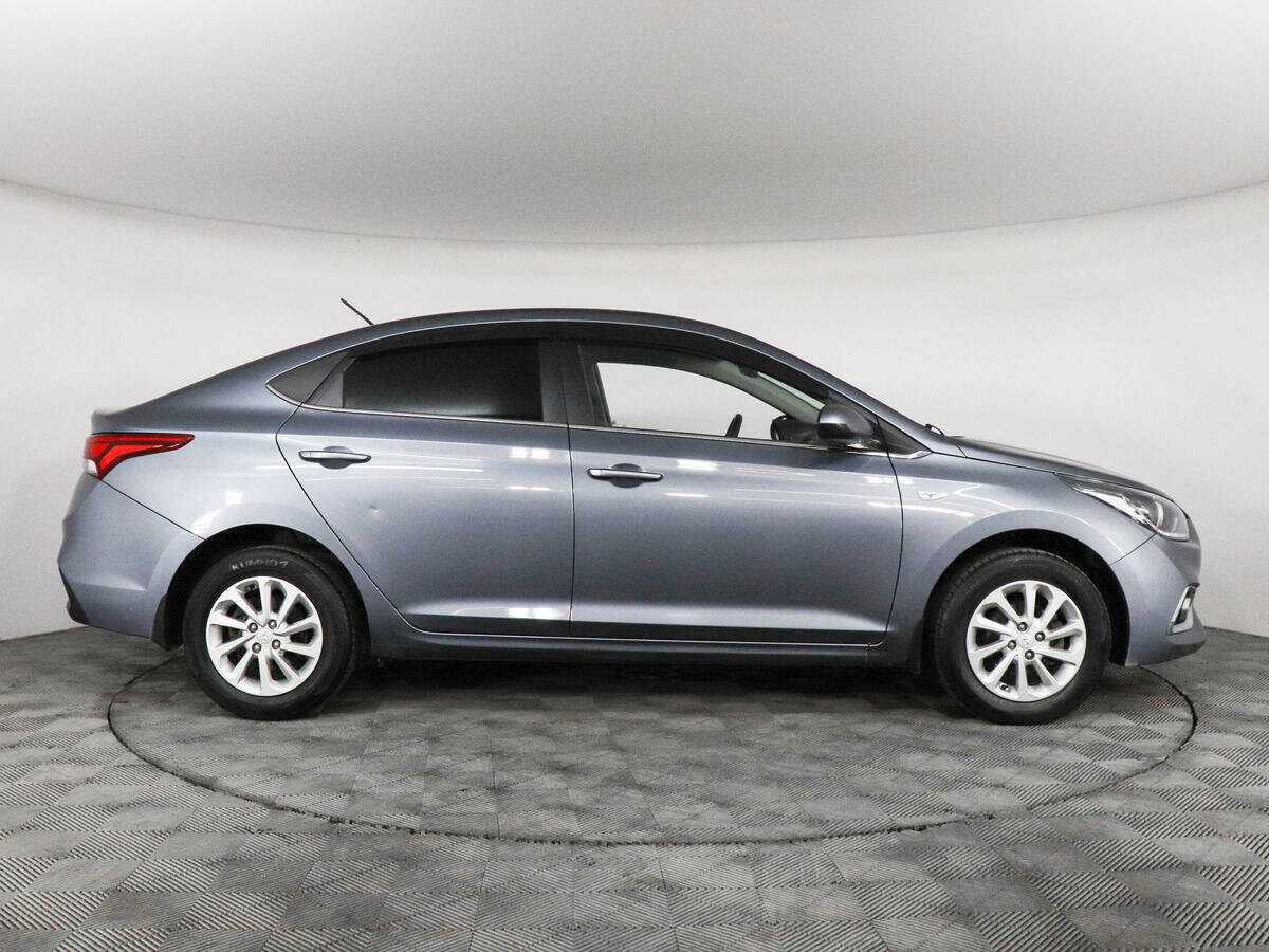 Купить Hyundai Solaris, 2018, 62 000 км, фото №4