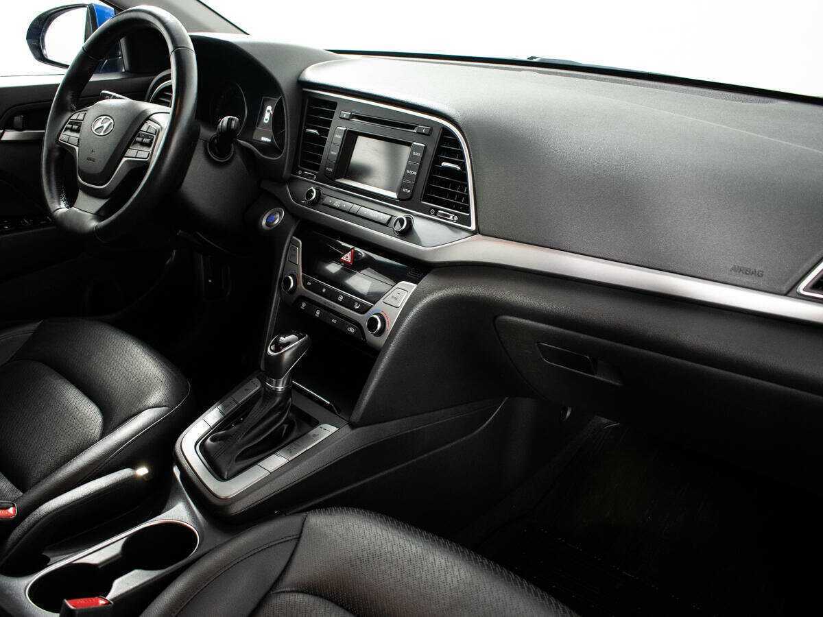 Купить Hyundai Elantra, 2016, 62 080 км, фото №9