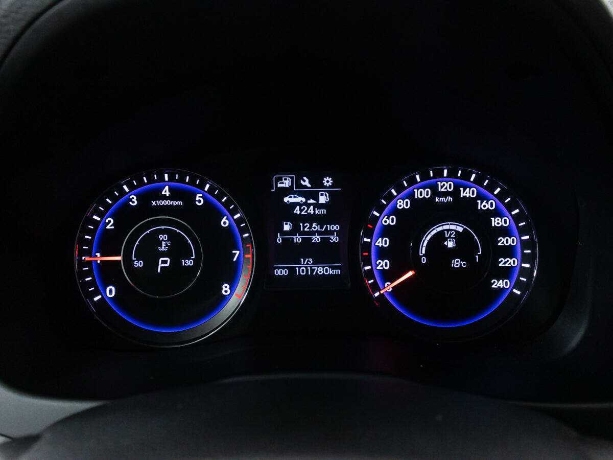 Купить Hyundai i40, 2015, 101 775 км, фото №12