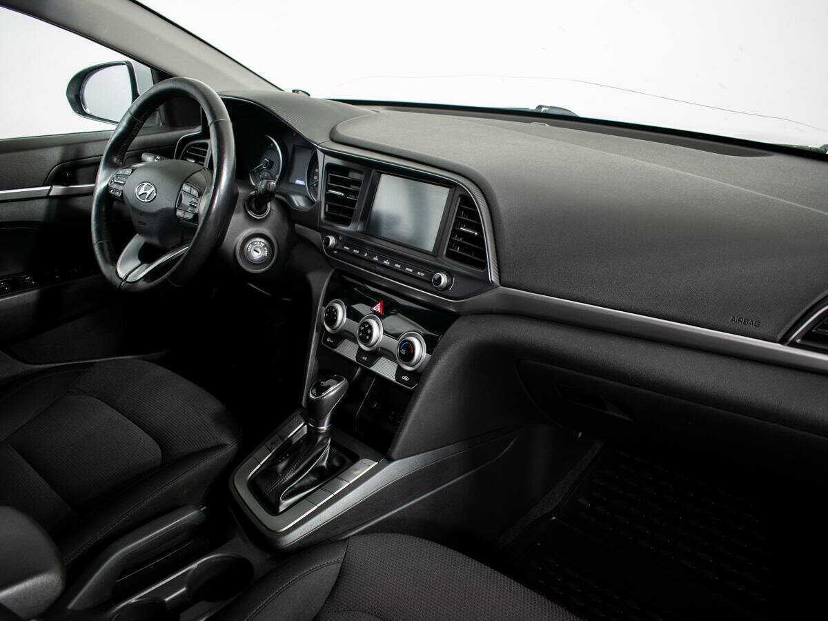 Купить Hyundai Elantra, 2019, 283 000 км, фото №9