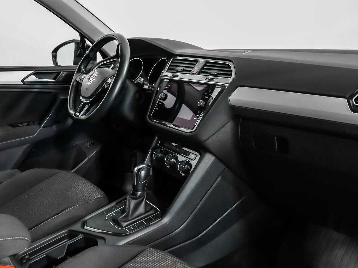 Купить Volkswagen Tiguan L, 2019, 81 070 км, фото №13