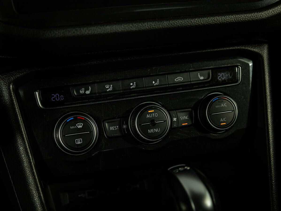 Купить Volkswagen Tiguan L, 2018, 86 835 км, фото №19