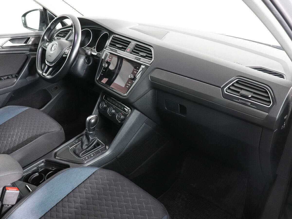 Купить Volkswagen Tiguan L, 2019, 59 712 км, фото №10