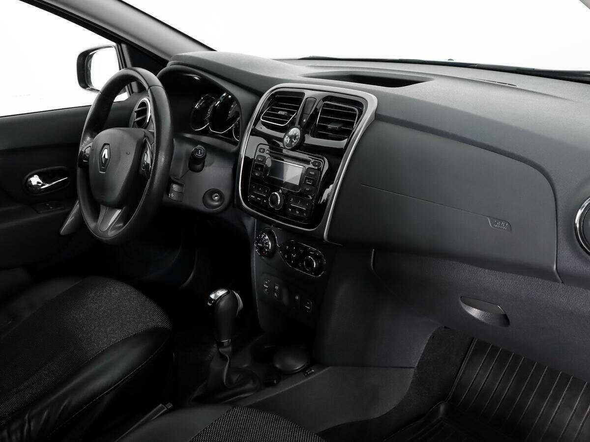 Купить Renault Sandero Stepway, 2016, 51 220 км, фото №11