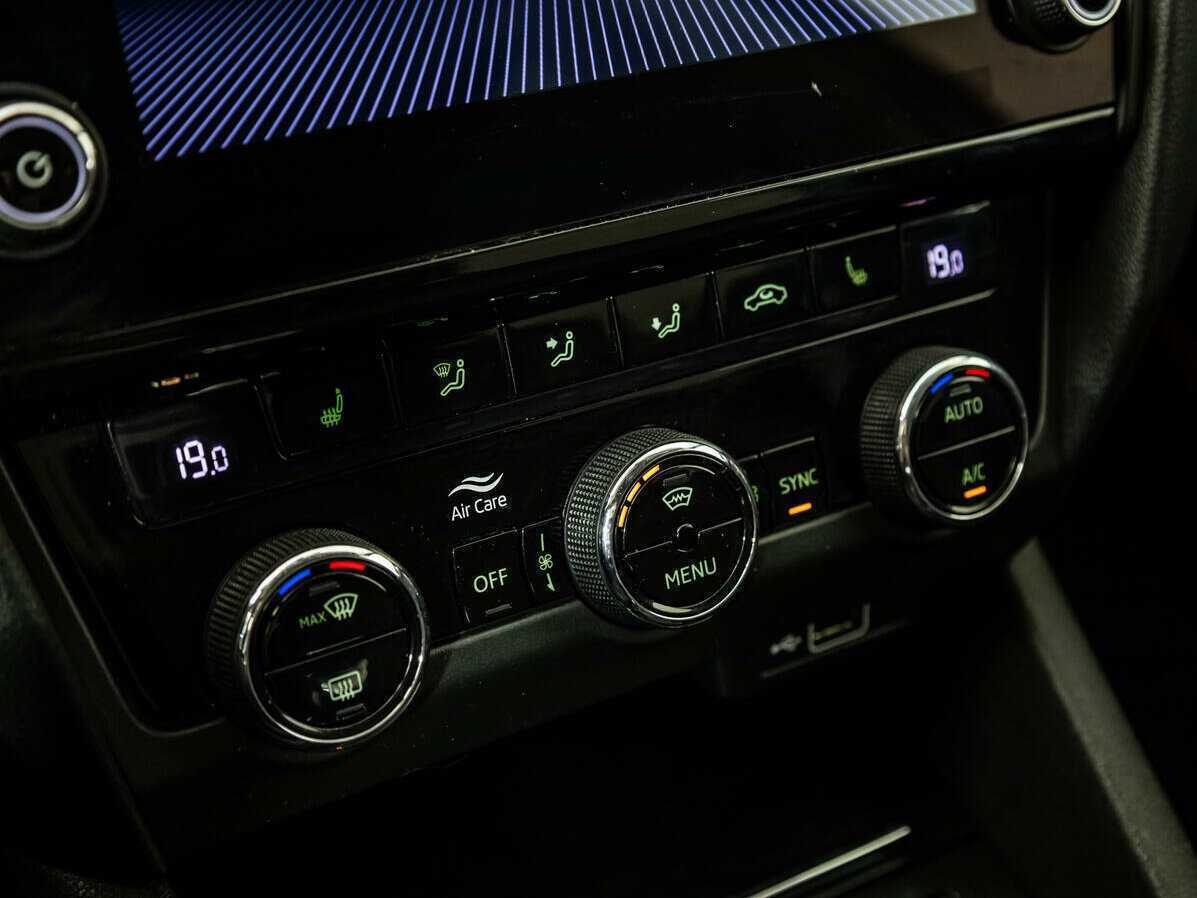Купить Skoda Octavia, 2017, 205 394 км, фото №16