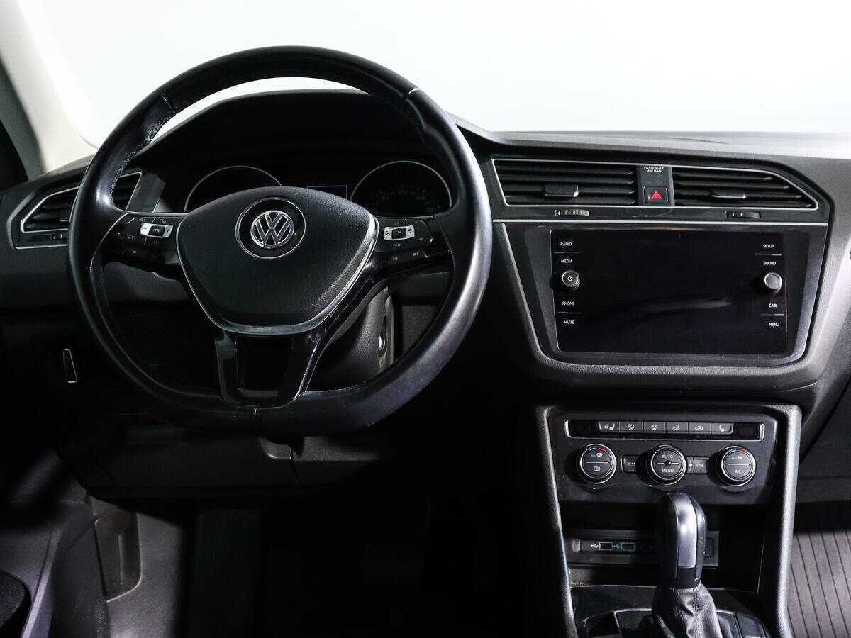 Купить Volkswagen Tiguan L, 2019, 107 477 км, фото №12