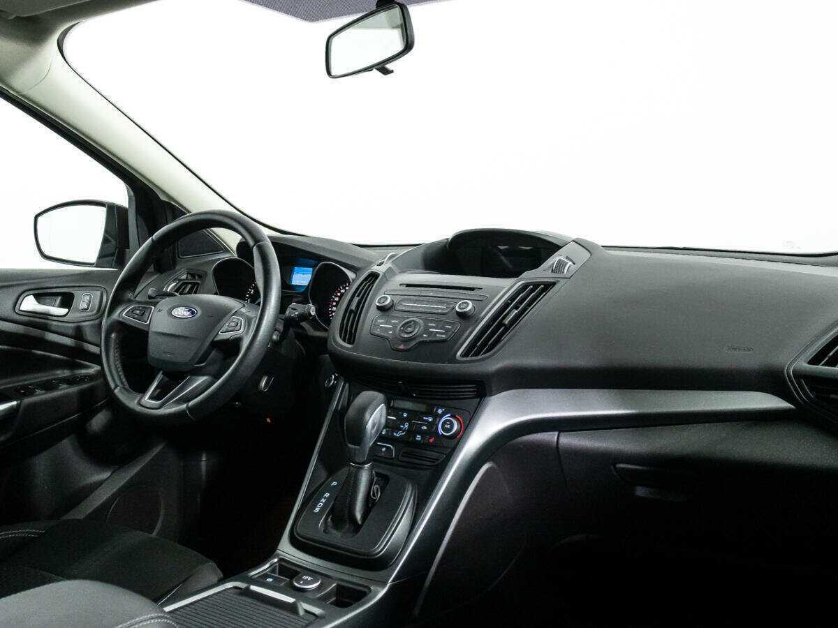 Купить Ford Kuga, 2017, 81 760 км, фото №9