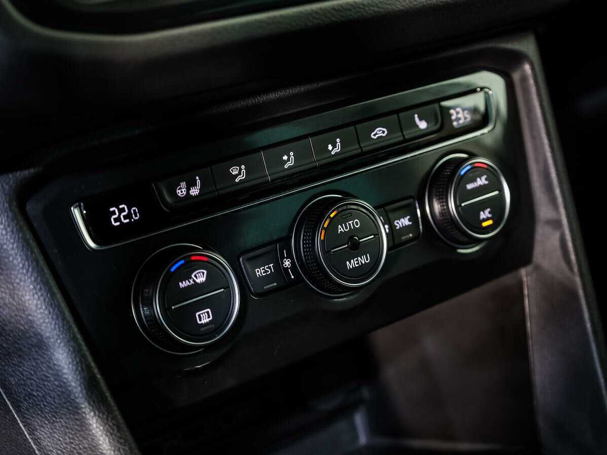 Купить Volkswagen Tiguan L, 2019, 65 669 км, фото №14