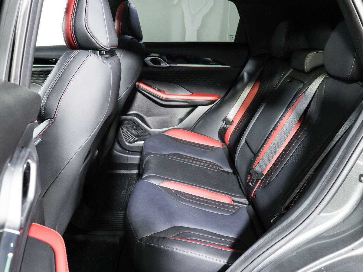 Купить Geely Coolray, 2023, 16 393 км, фото №10