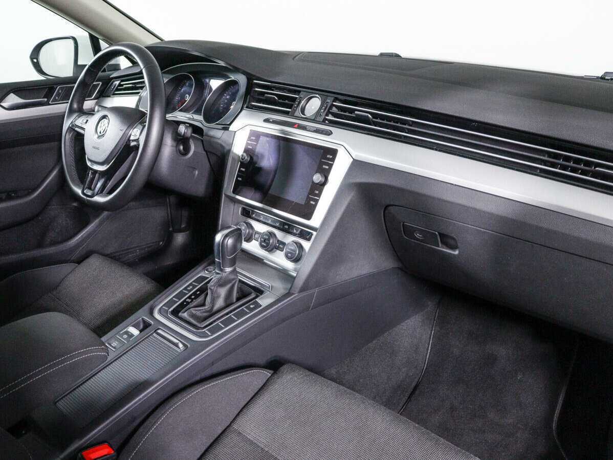 Купить Volkswagen Passat, 2019, 64 491 км, фото №7