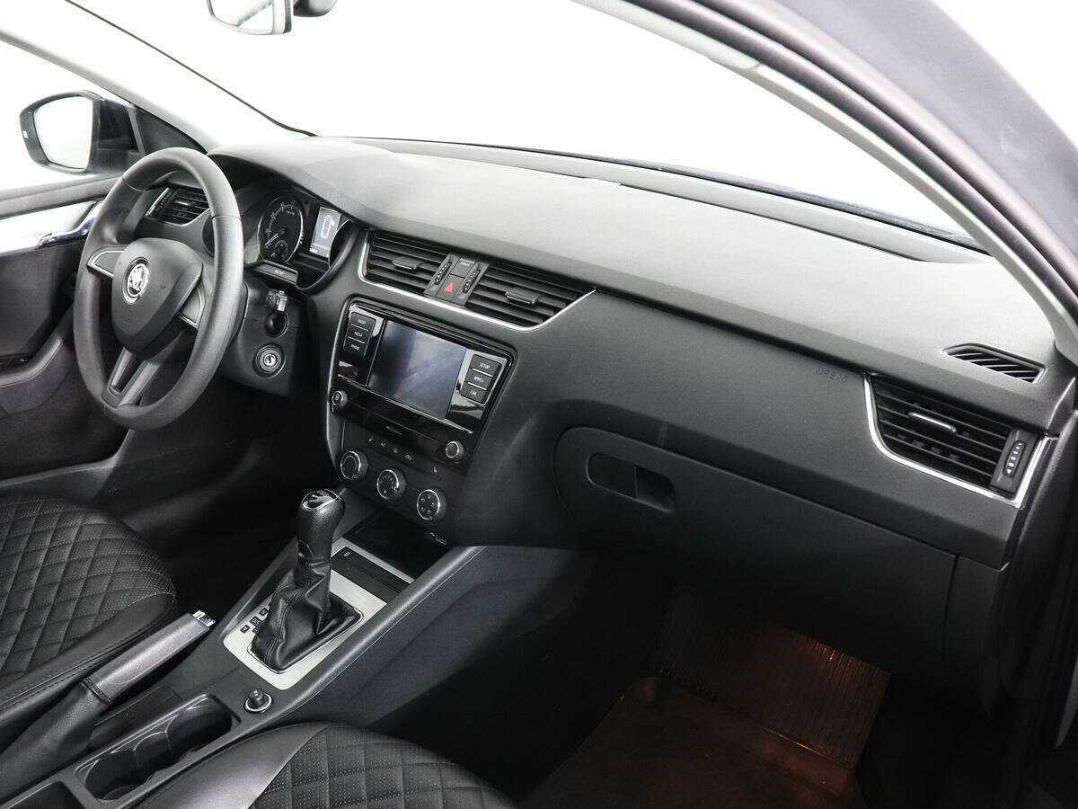 Купить Skoda Octavia, 2018, 144 684 км, фото №6
