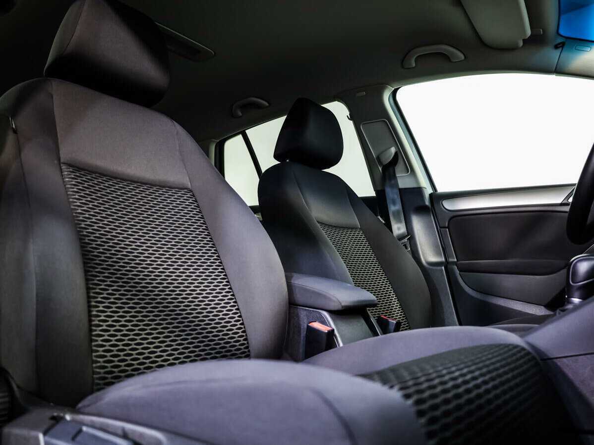 Купить Volkswagen Golf, 2012, 92 591 км, фото №11