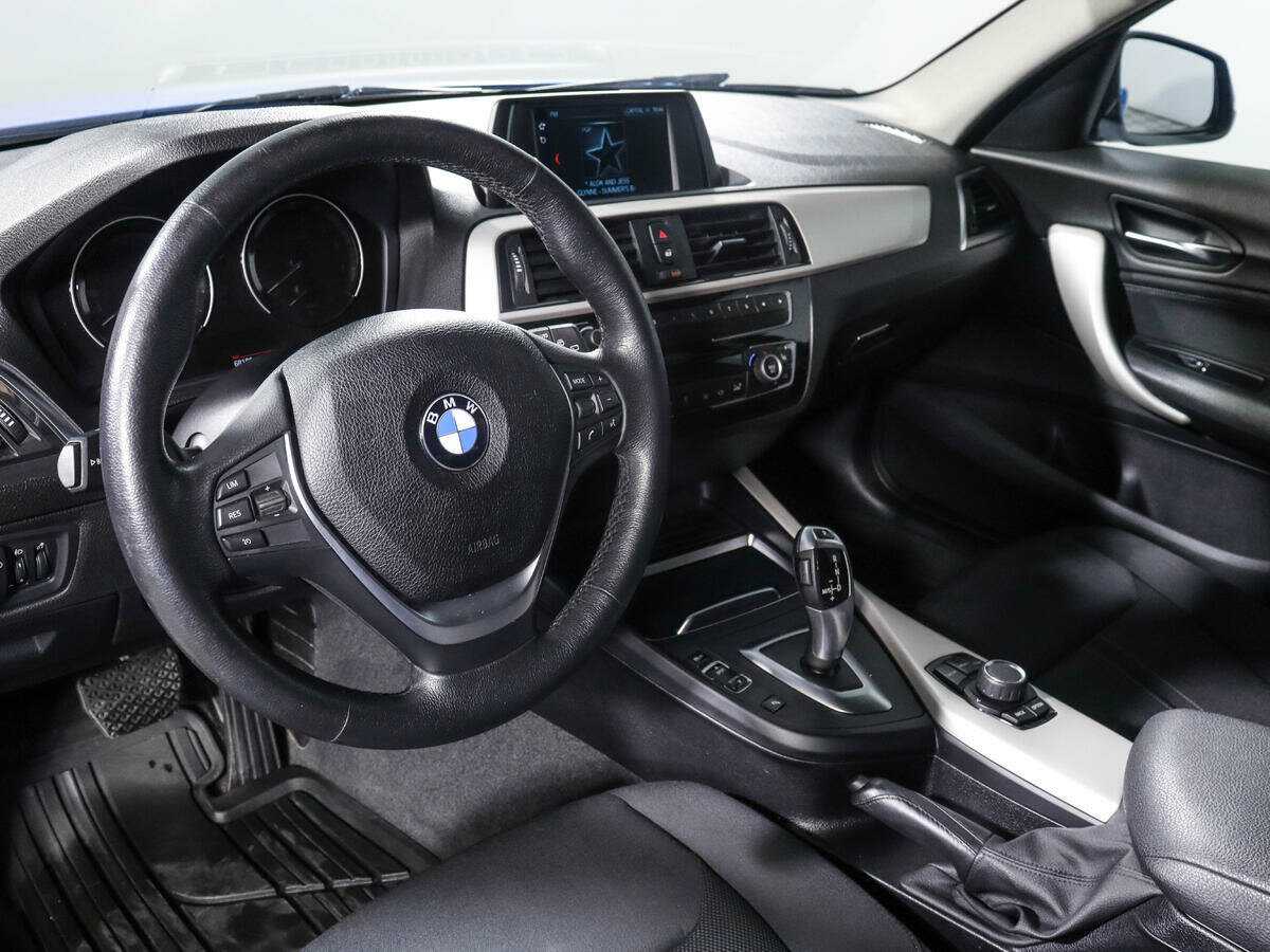 Купить BMW 1 серии 118i, 2018, 68 200 км, фото №12