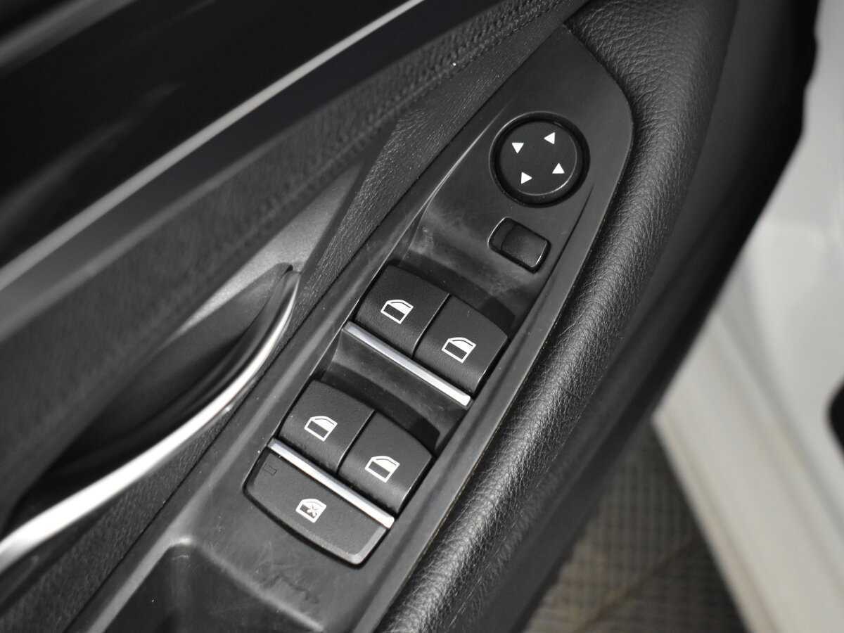 Купить BMW 5 серии 520d, 2016, 174 365 км, фото №9