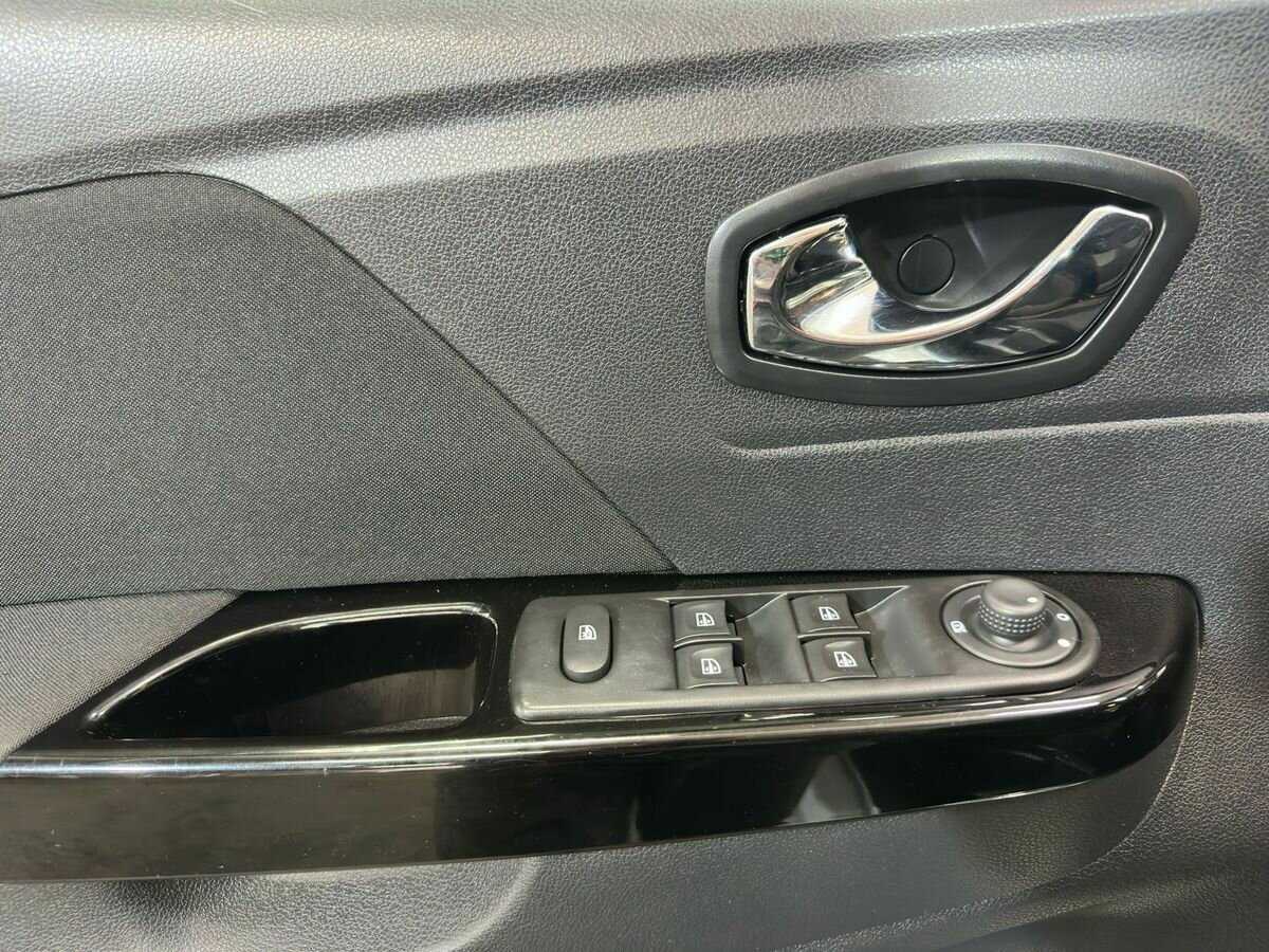 Купить Renault Kaptur, 2017, 69 267 км, фото №15