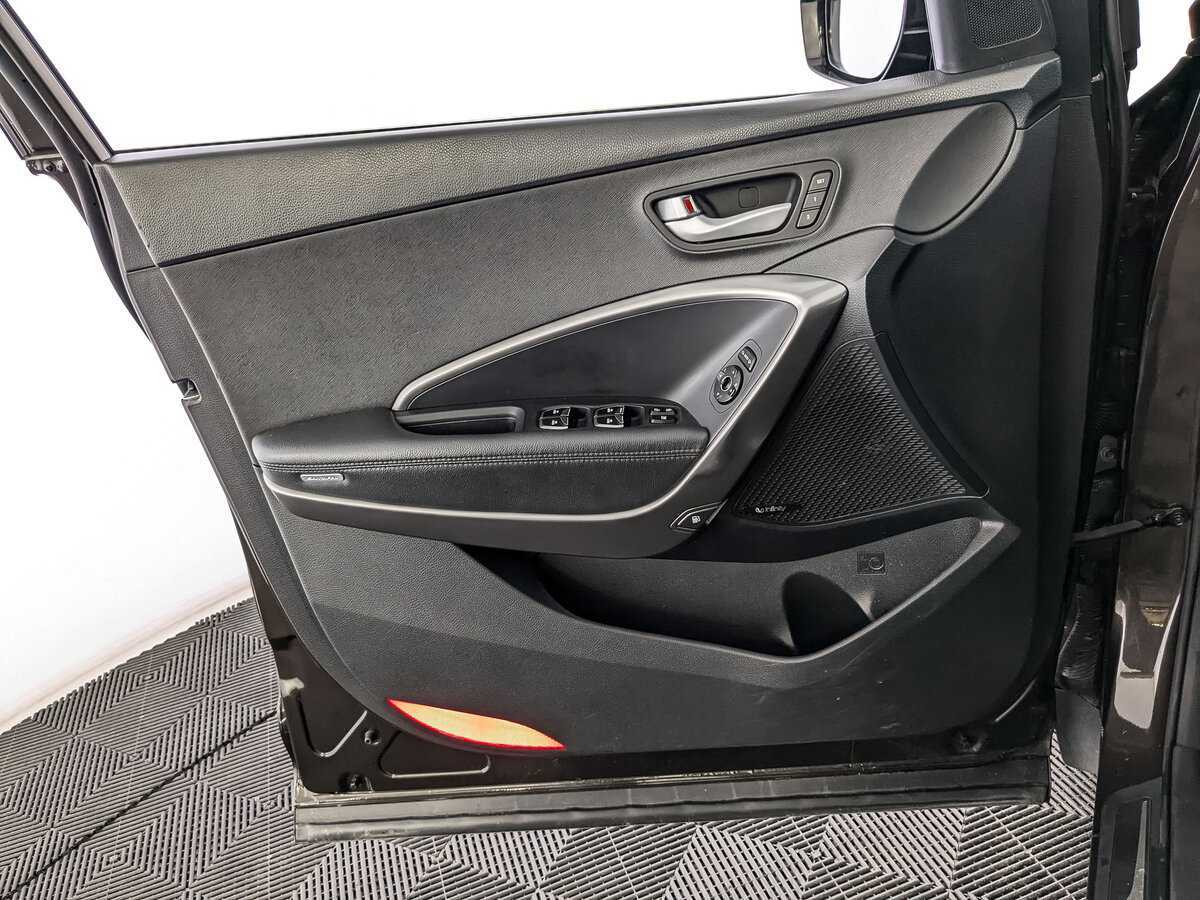 Купить Hyundai Santa Fe, 2017, 175 113 км, фото №15
